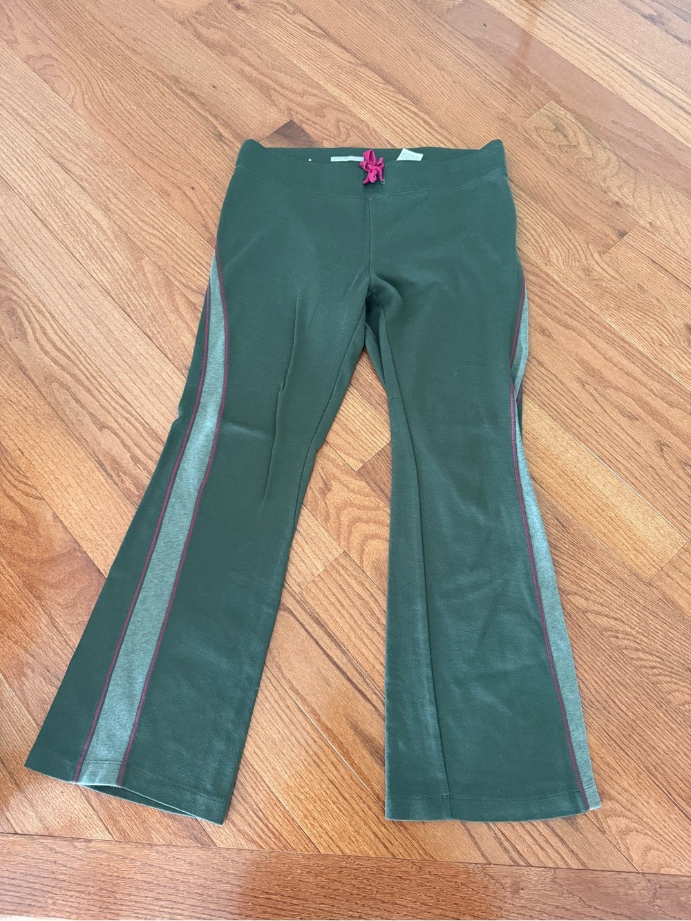 Columbia Dark Green Ankle Flare pants
